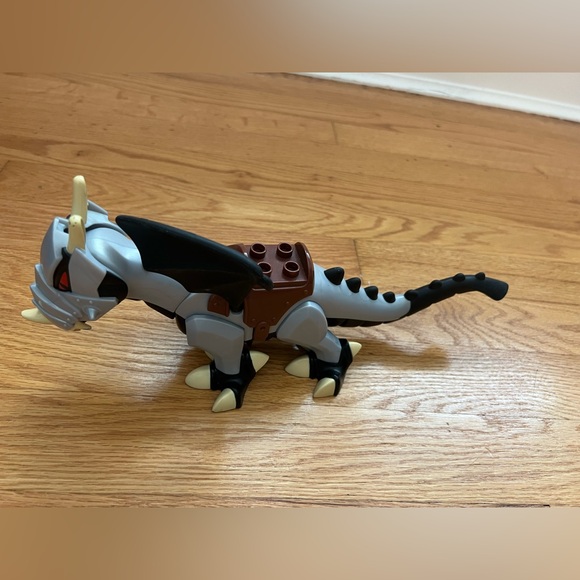 LEGO - Duplo Dragon Tournament #7846 RARE 2006 Black Underside / Attached Armor